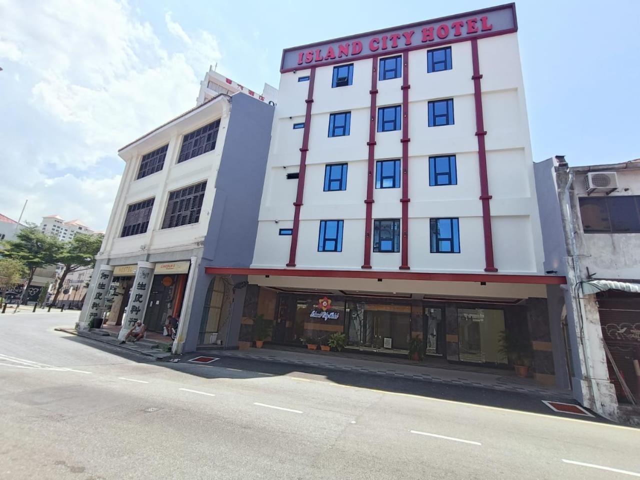 Capital O 90897 Island City Hotel George Town Exterior foto