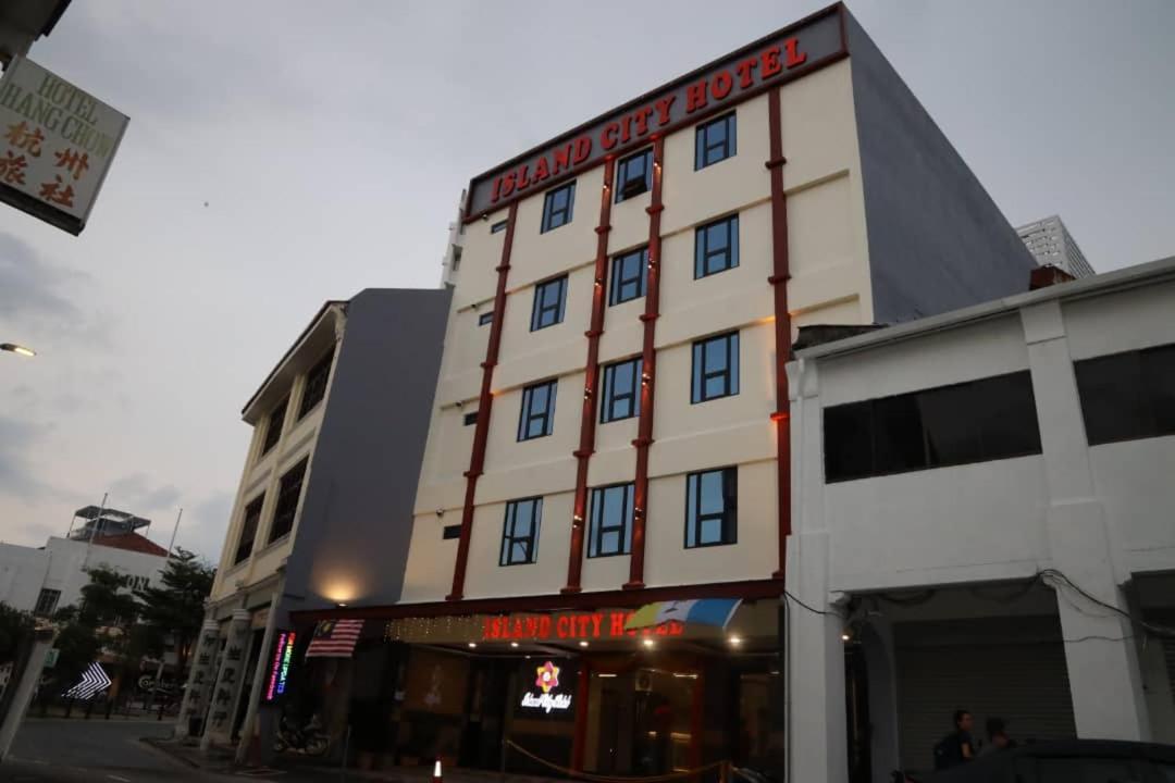 Capital O 90897 Island City Hotel George Town Exterior foto